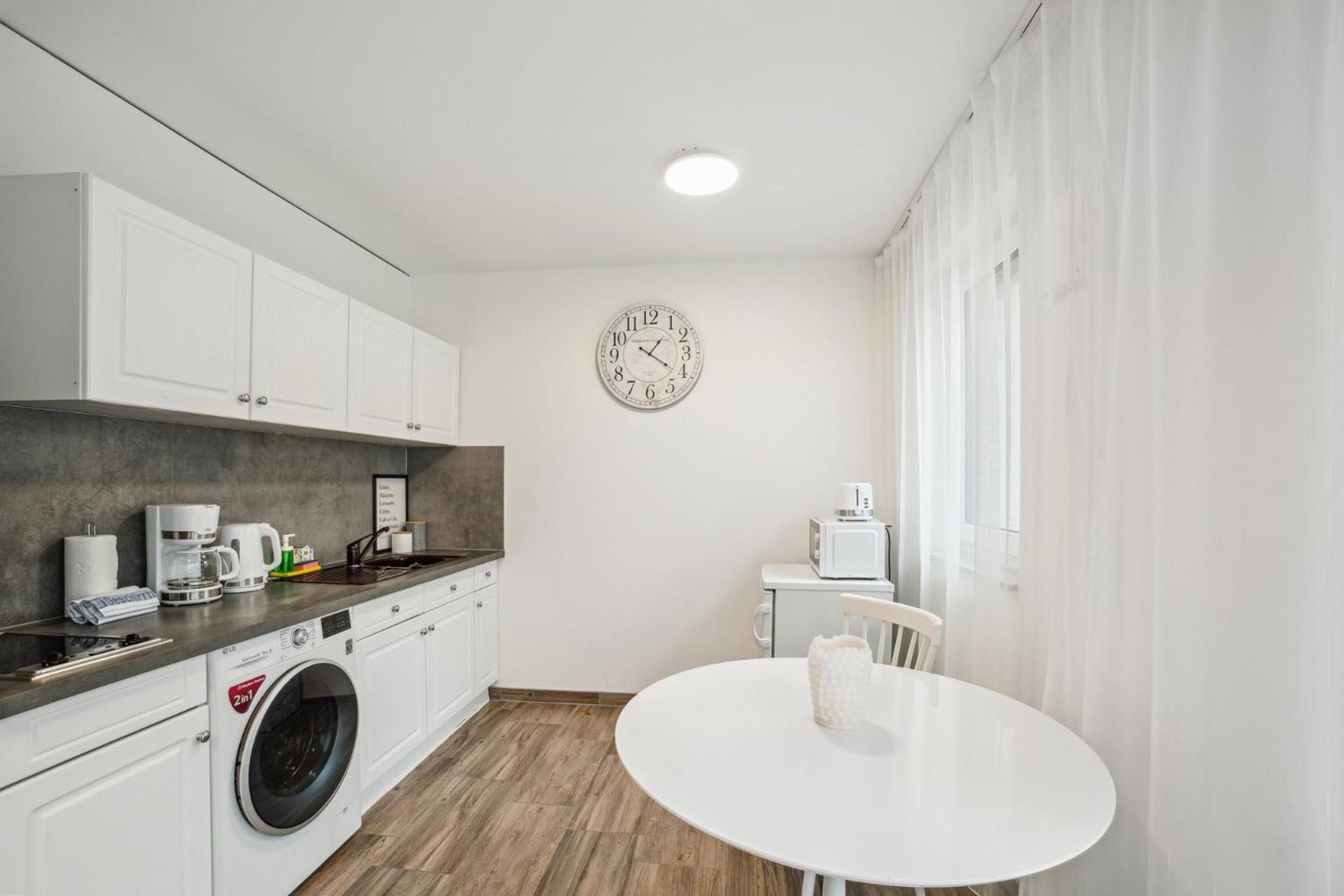 Appartement Sali Homes Elegant And Stylish Retreat In Heart Of Bayreuth, Close To River